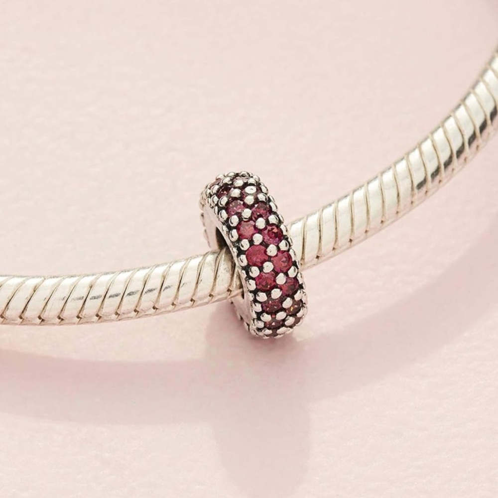 Pandora Spacer Bead Silver red pavé zircons Stamped
Perfect for any bracelet!